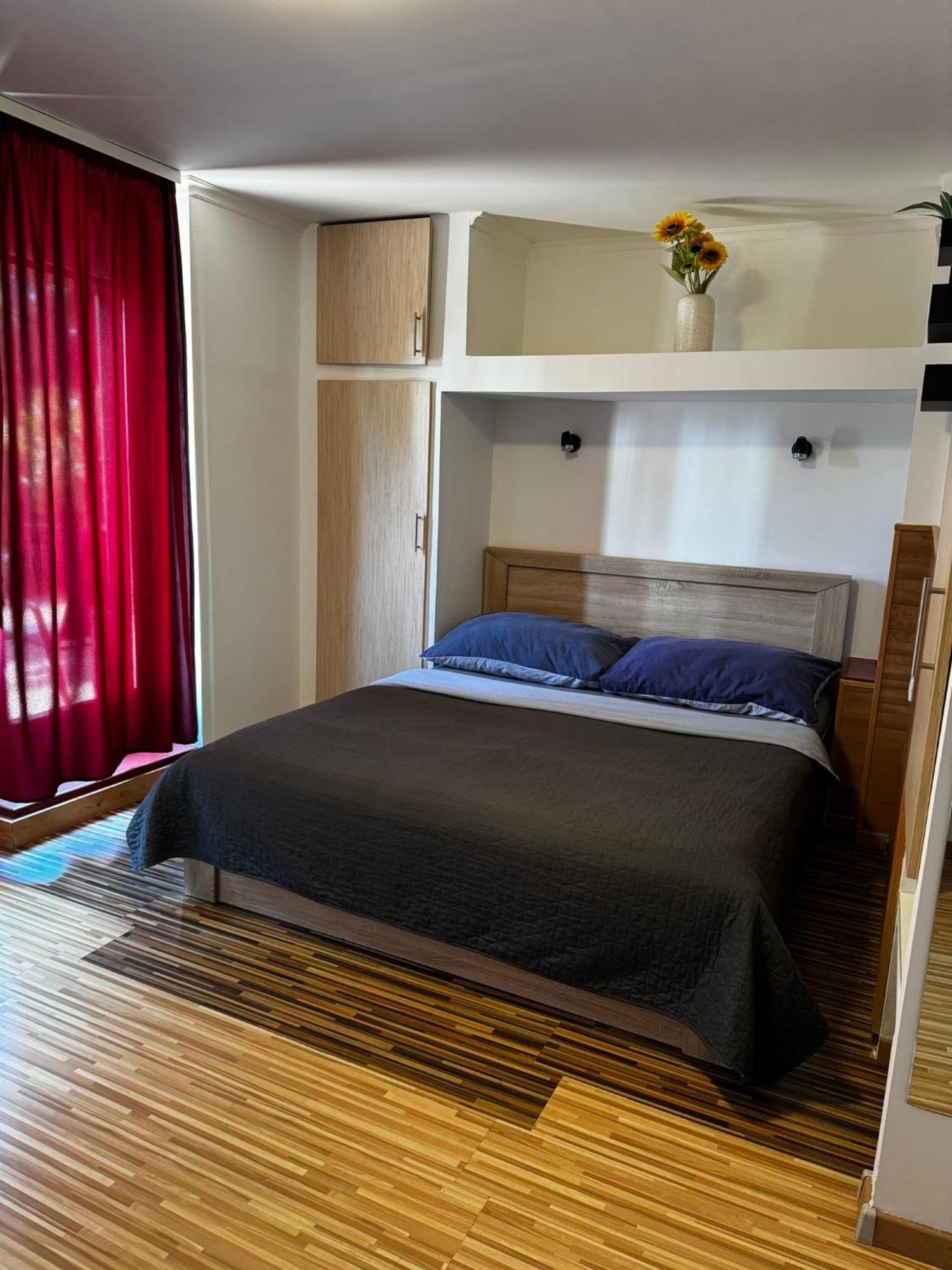 Fuered Apartmanhaz Apartment *