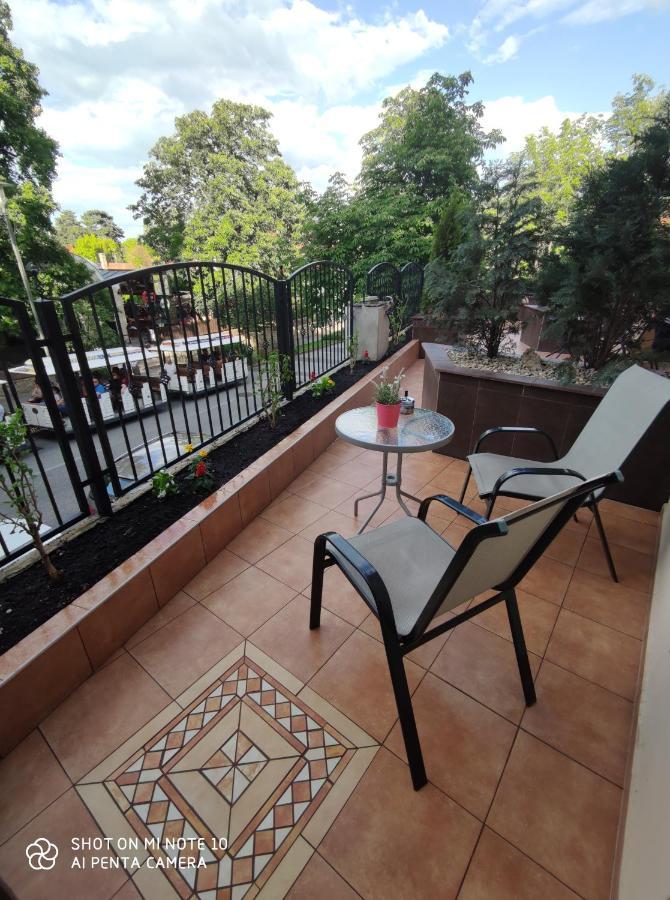 Fuered Apartmanhaz Apartment *